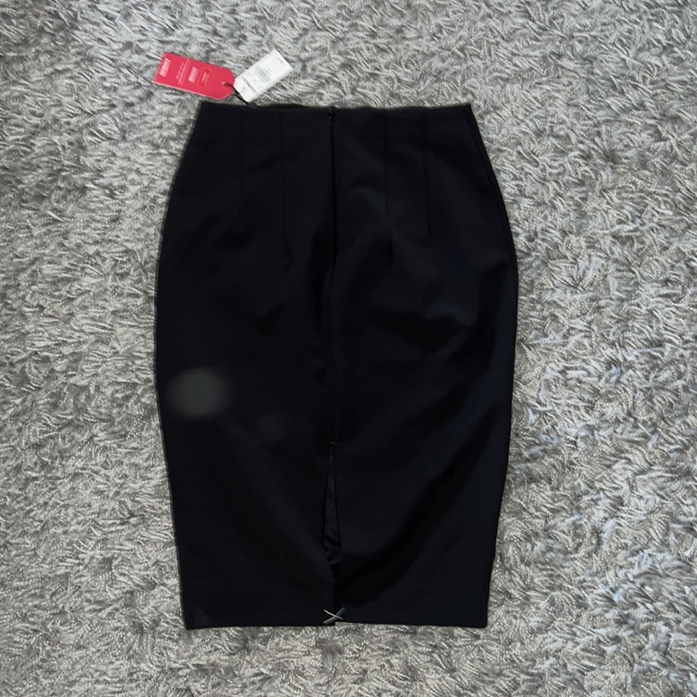 Express Skirt - Picture 2 of 2